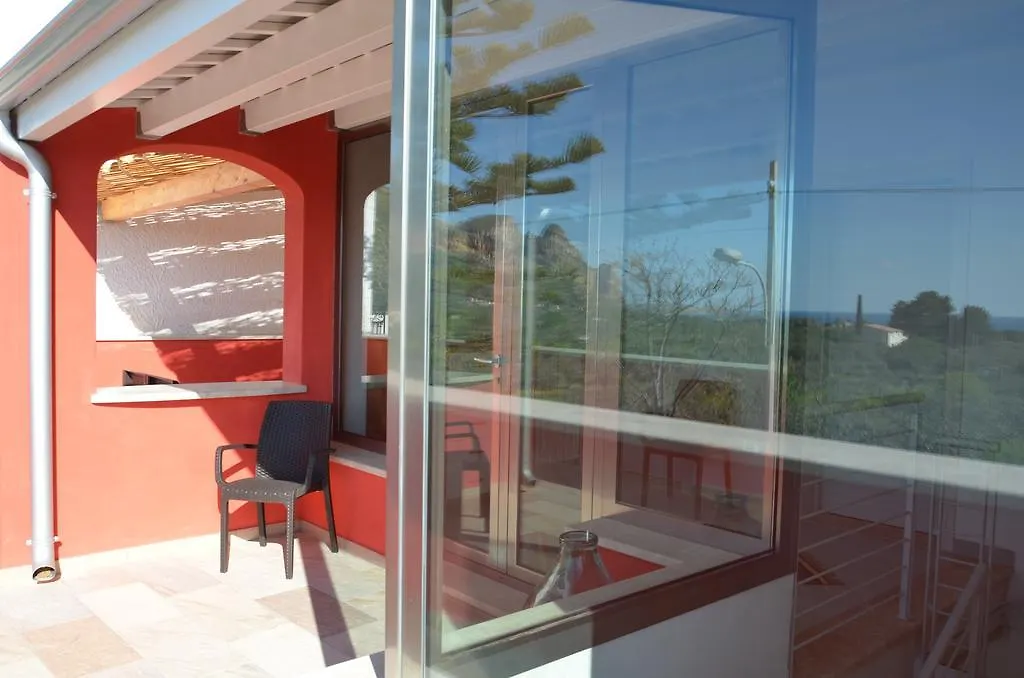 Bed & Breakfast B&B Albatros Castelluzzo Italy